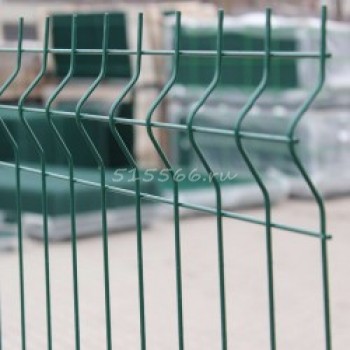 Панельная сетка (1,53м * 2,5 м; ø3,2мм) порошковое покрытие 0,3мм зелёная в Калининграде
