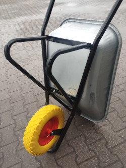 Тачка T-308 с бескамерным колесом в Калининграде